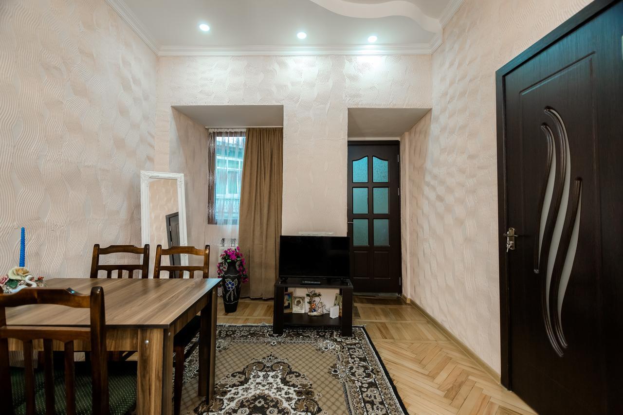 Ferienwohnung Gabi'S House Tbilisi Exterior foto